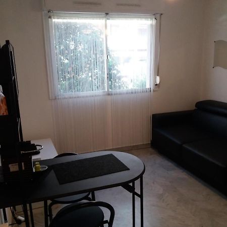 Apartmán Studio Bord De Mer Nice Ouest Exteriér fotografie